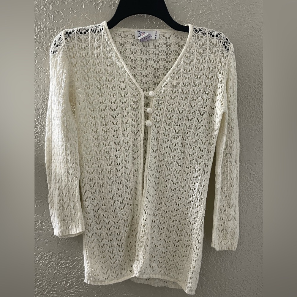 The Great American Sweater Women's Elegant Cream Knit Cardigan‎ Size Medium